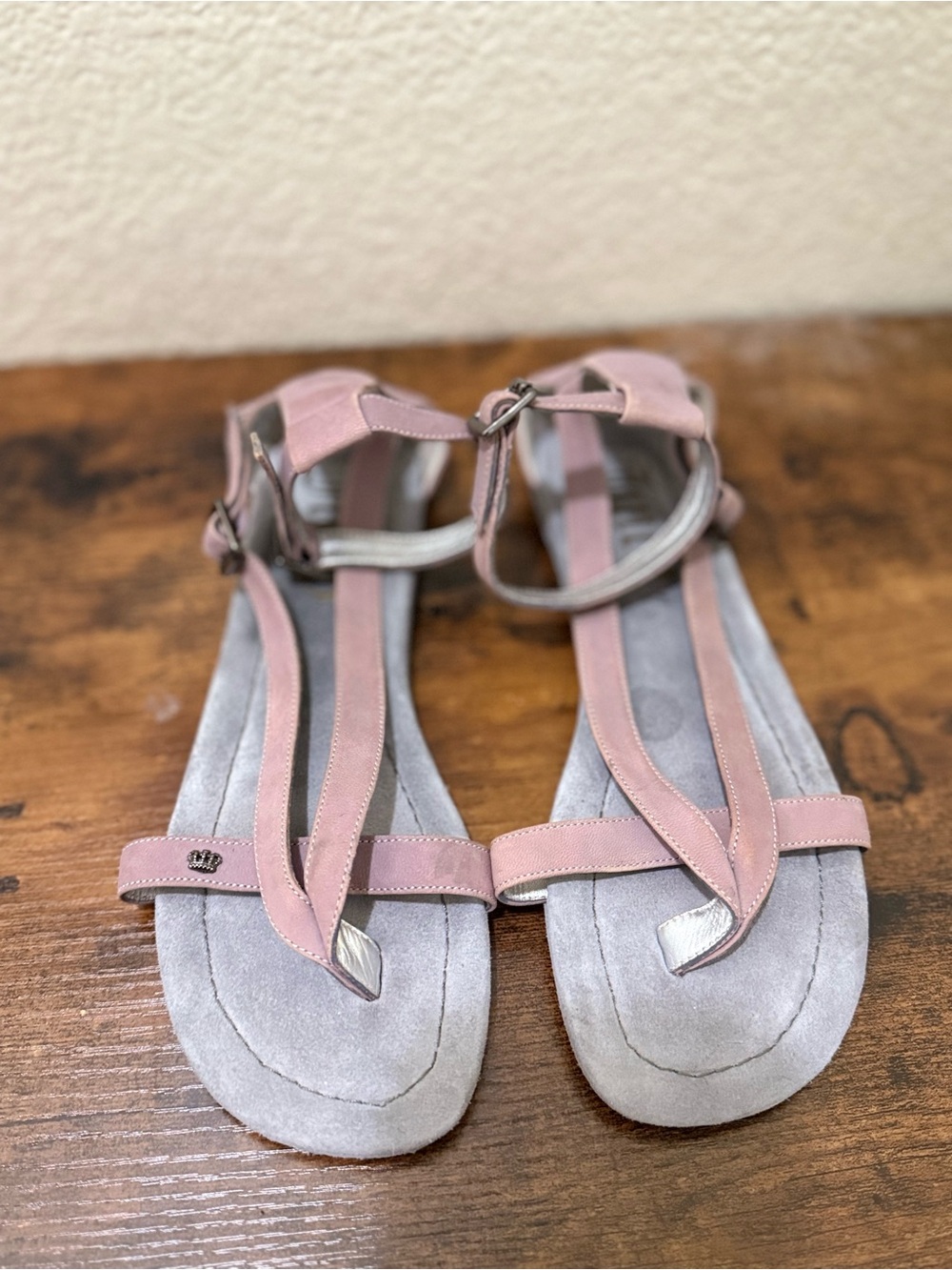 Vintage Juicy Couture Dusty Pink T-Strap Ankle Buckle Sandals